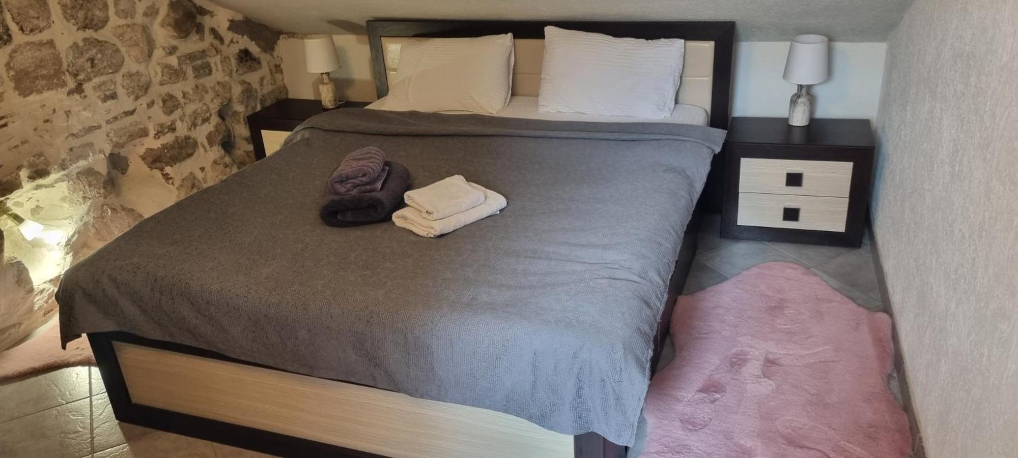 Little Bay Apartments โกตอร์ ห้อง รูปภาพ